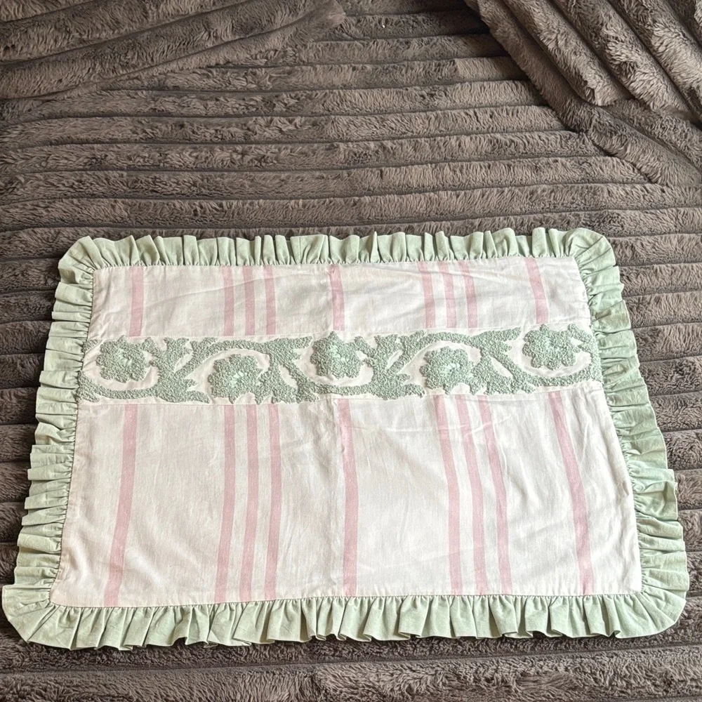 Williams-Sonoma Pillow Shams Set